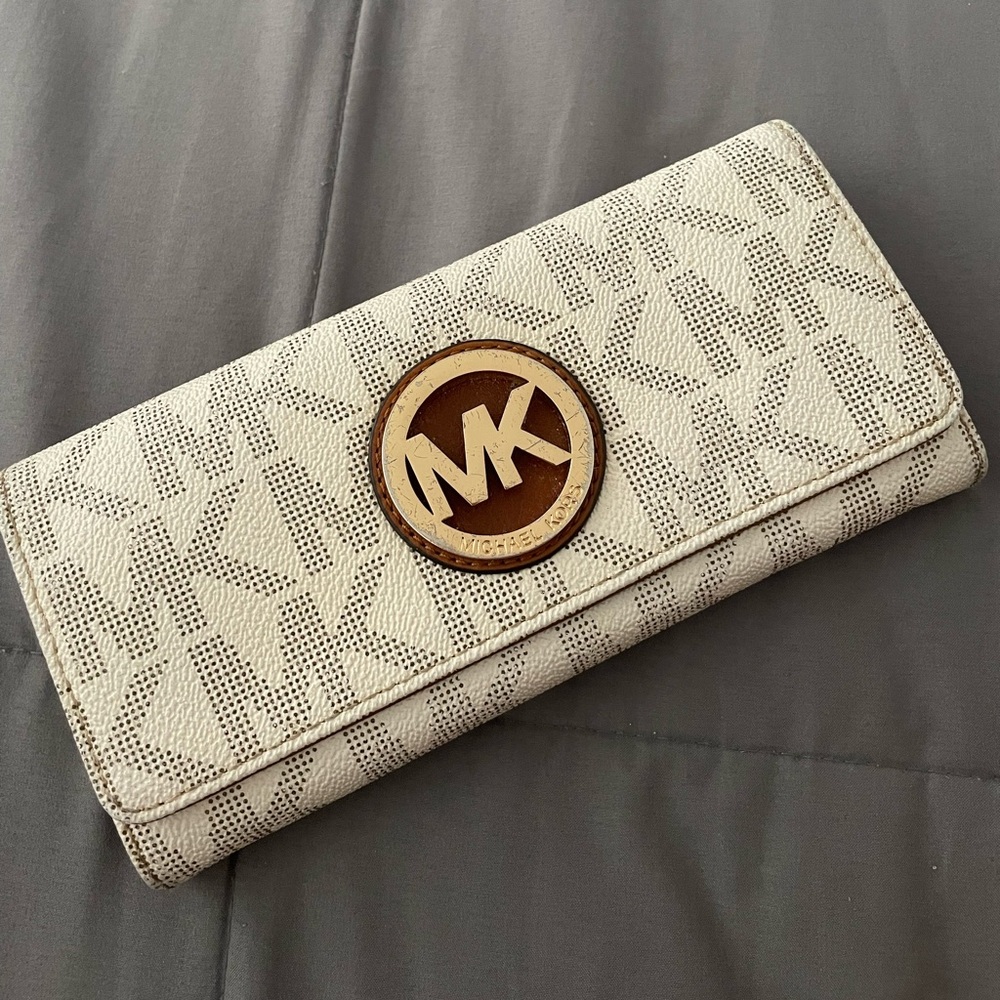 Michael Kors large wallet